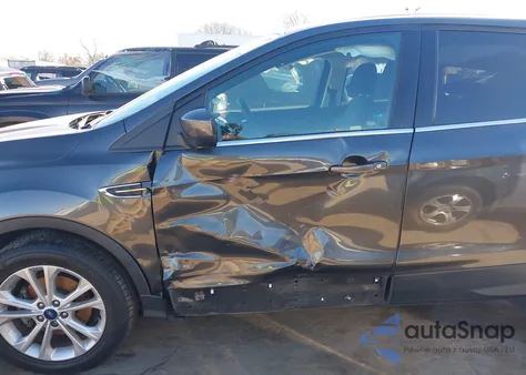 2017 Ford Escape Se z USA, uszkodzony, nr VIN 1FMCU0GD3HUE05912